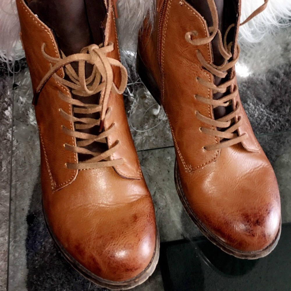 Now or never combat boots